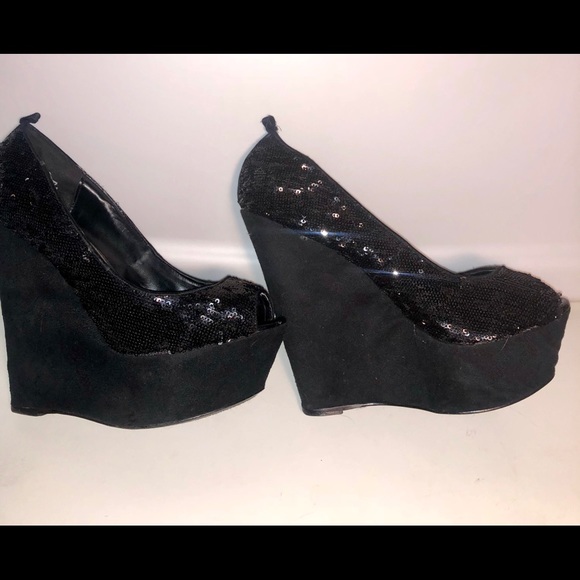 Steve Madden  black sequin wedge heels sz 9.5💕 - Picture 2 of 3